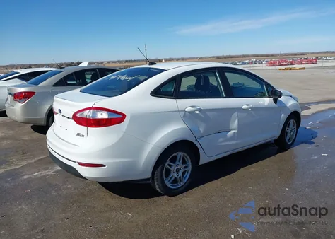 2019 Ford Fiesta Se z USA, uszkodzony, nr VIN 3FADP4BJ3KM165833